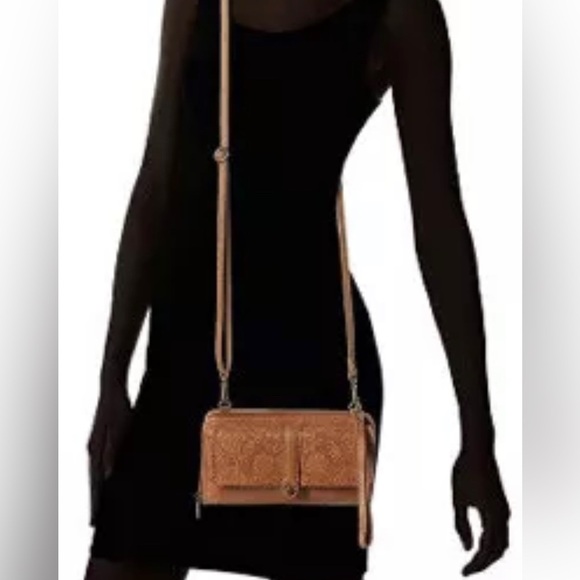 The Sak Sequoia Smartphone Flap Crossbody Women Beige Leather Bag - Picture 2 of 12